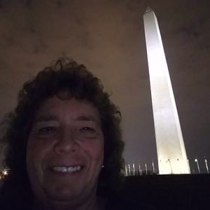 Meet your Posher, Claudia